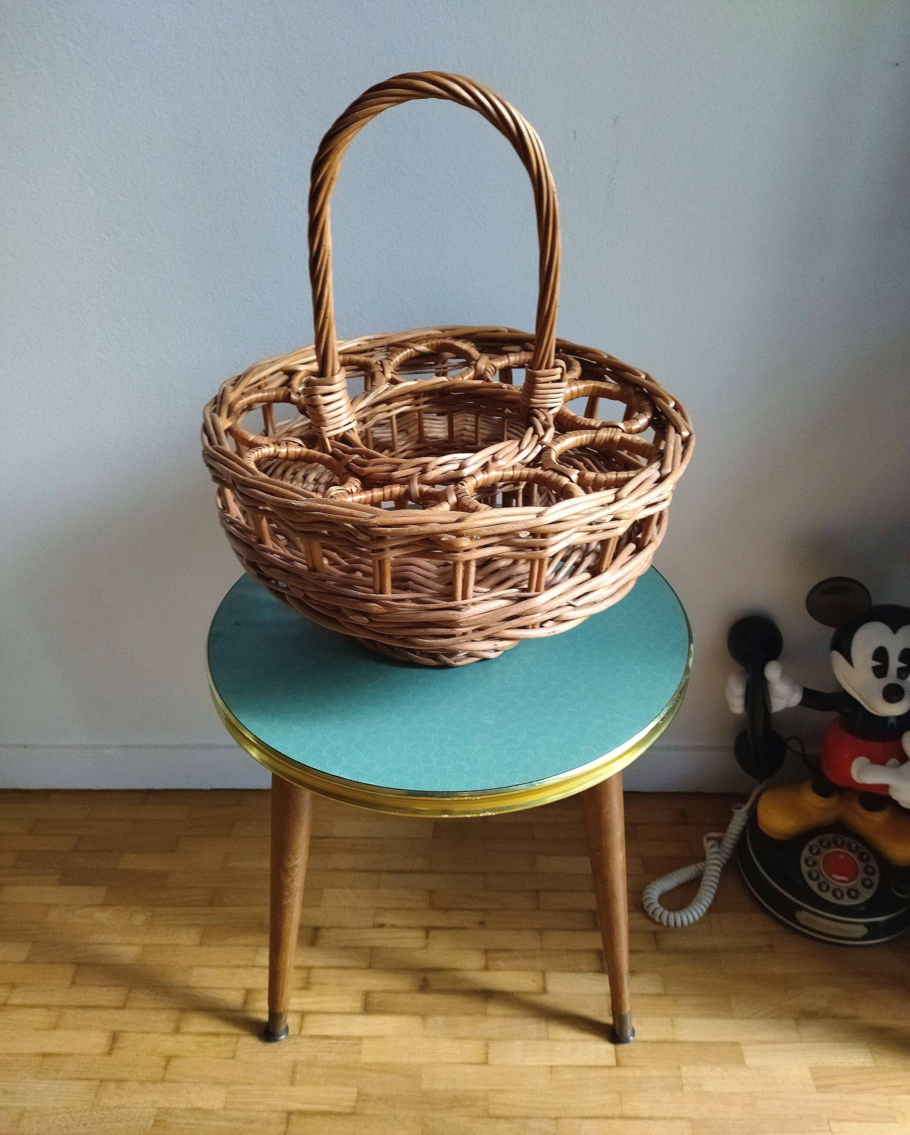 Porte bouteille et verres en osier tressé