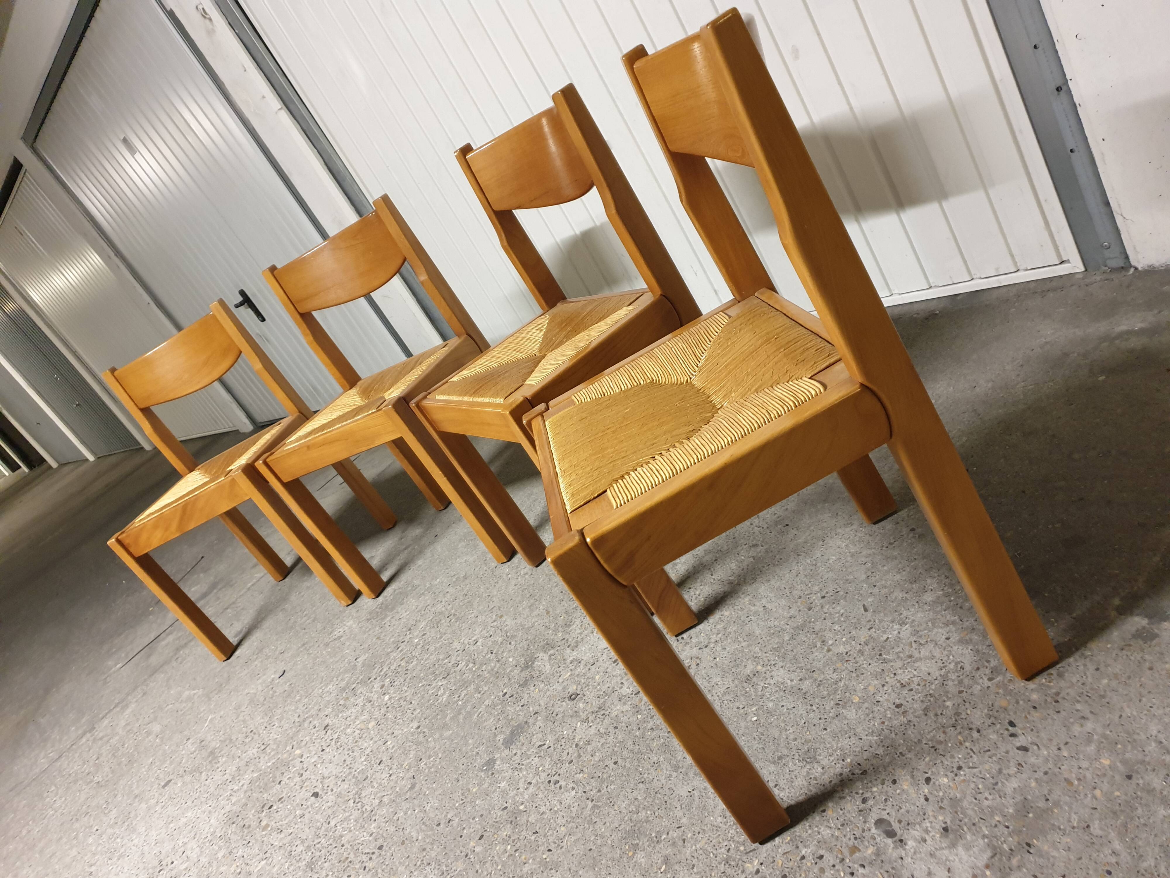 Set of 4 Luigi Gorgoni chairs 1980
