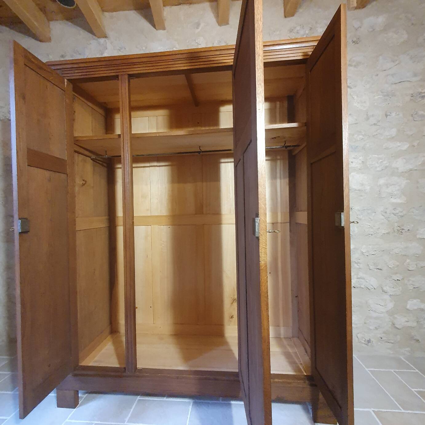 Parisian 3-door wardrobe