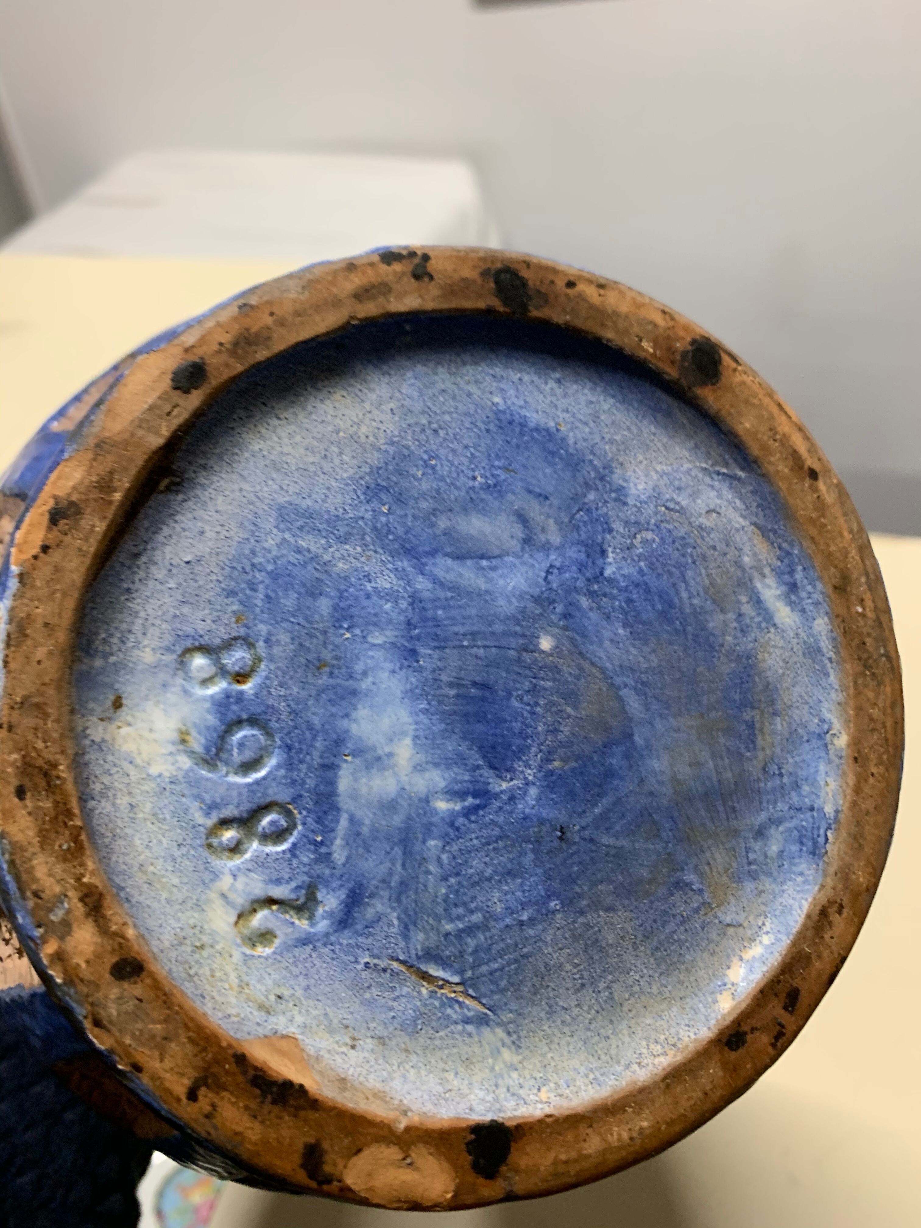 Pitcher in cermal
