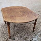 Rustic Burgundian farm table with old round shutters - 1m50