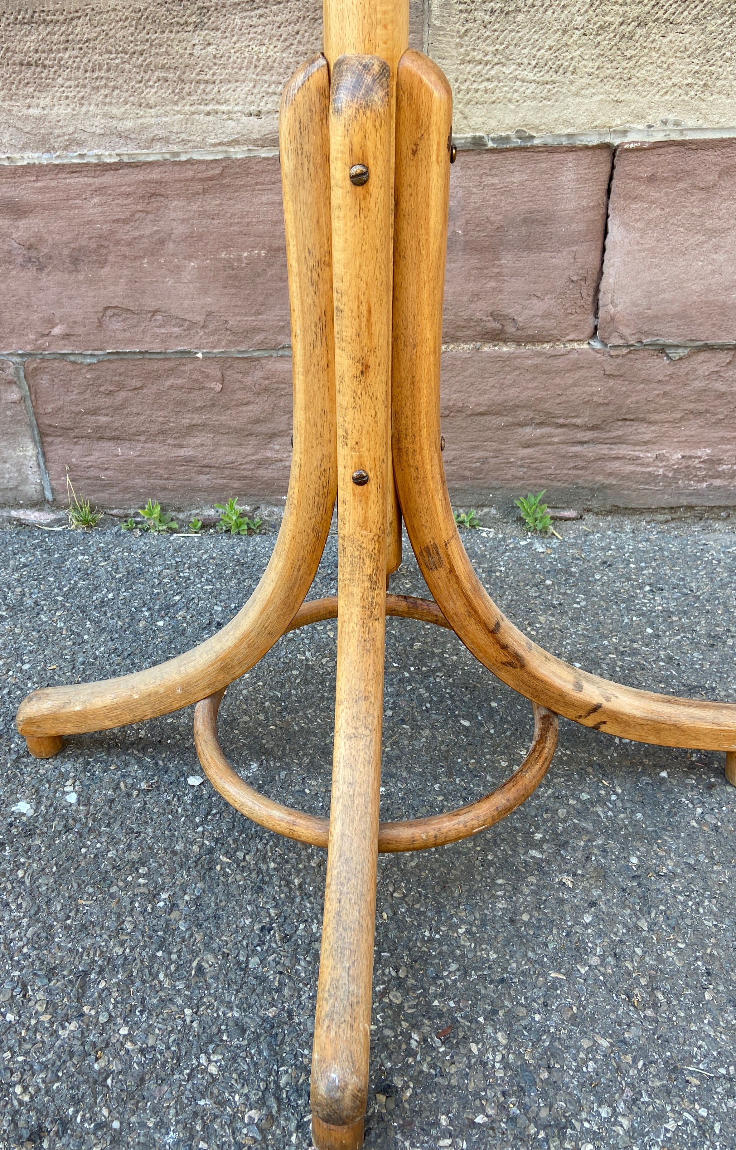 Coat rack on foot vintage parrot 1980 bentwood
