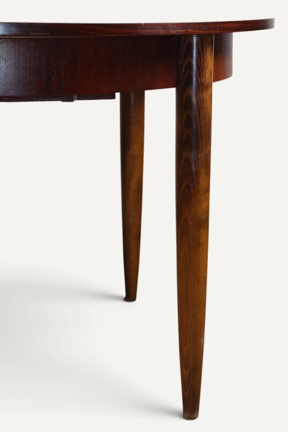 Table de repas extensible en teck, années 1960
