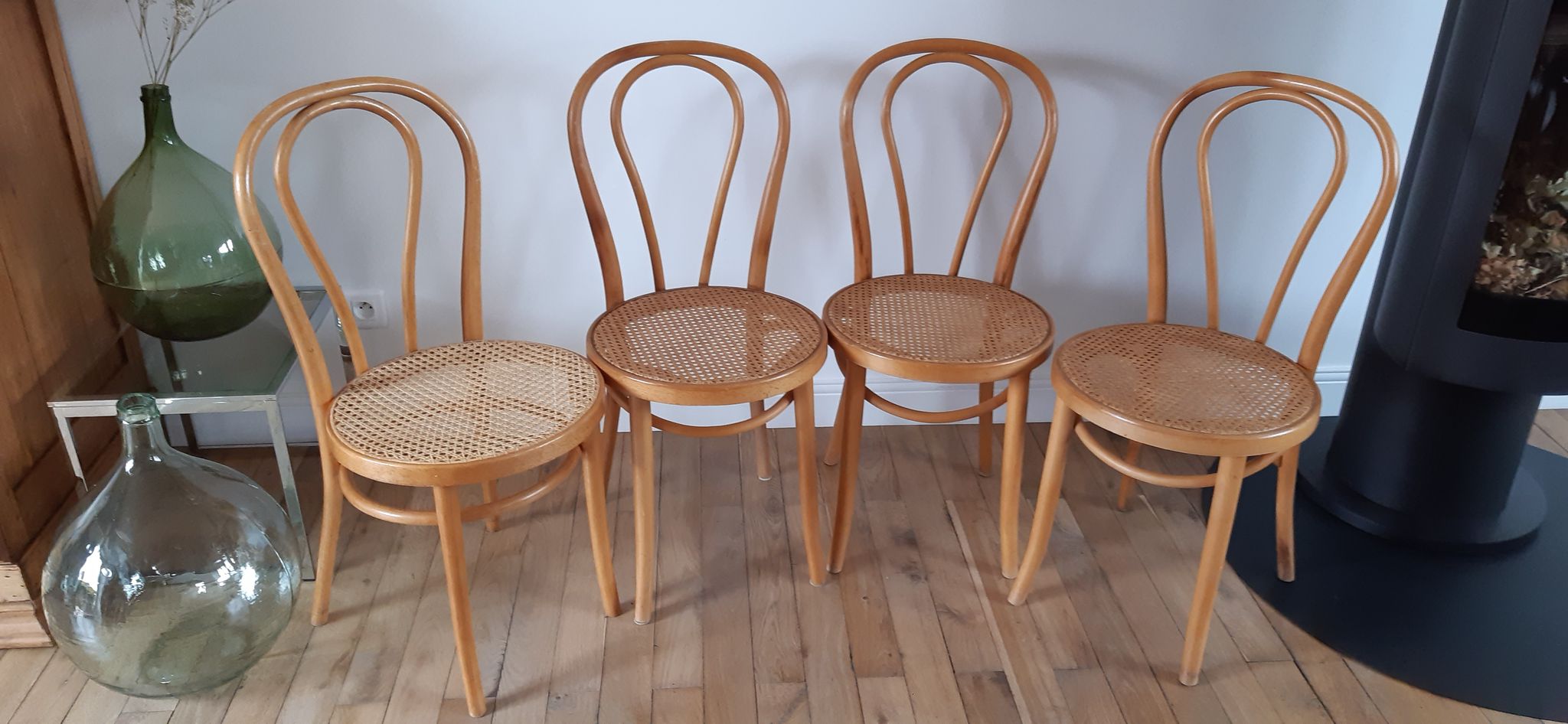 Set of 4 bistro chairs in turned wood and cannage rattan 50s