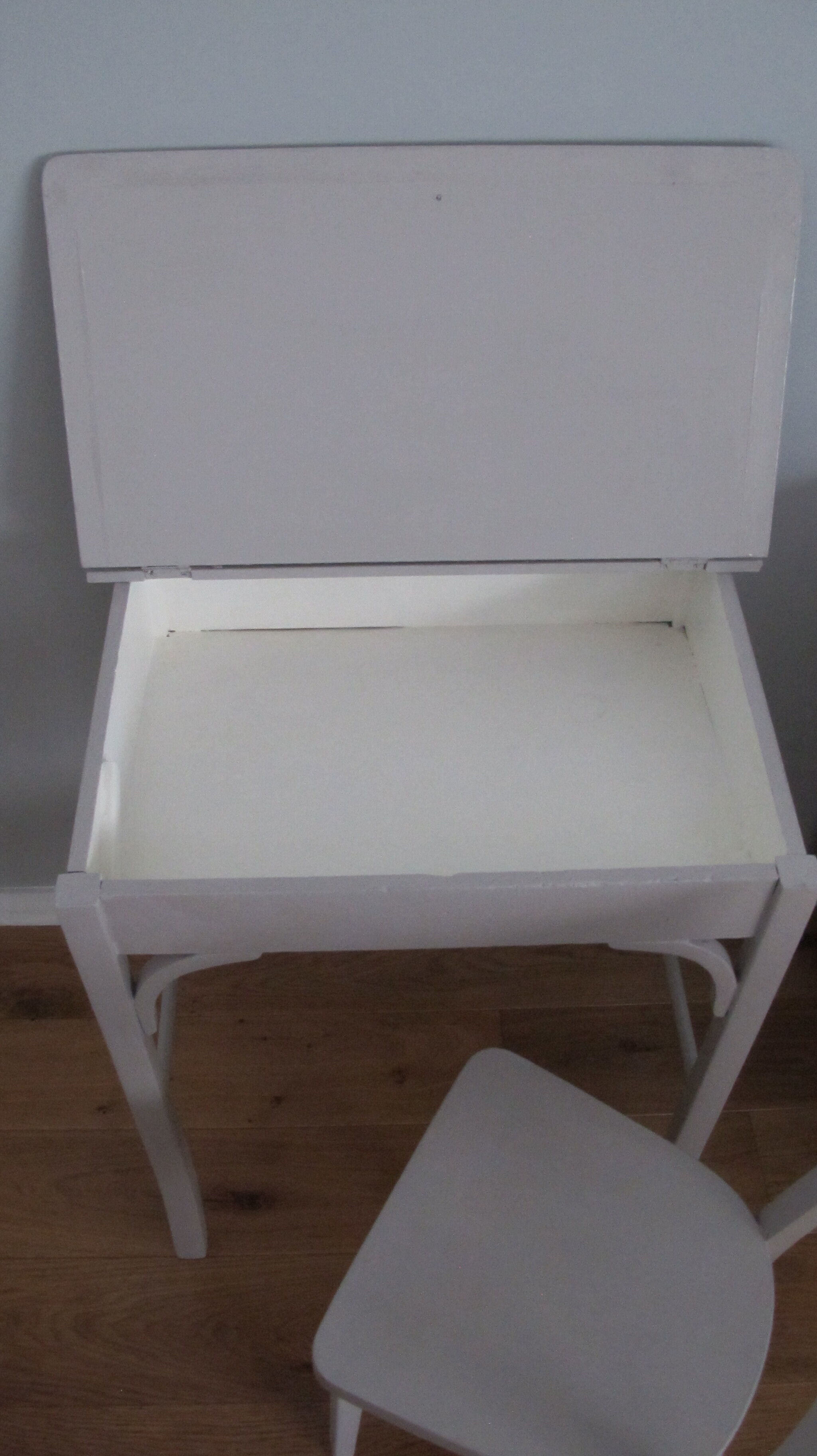 Baumann desk and his chair