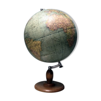 Globe earth 1940s