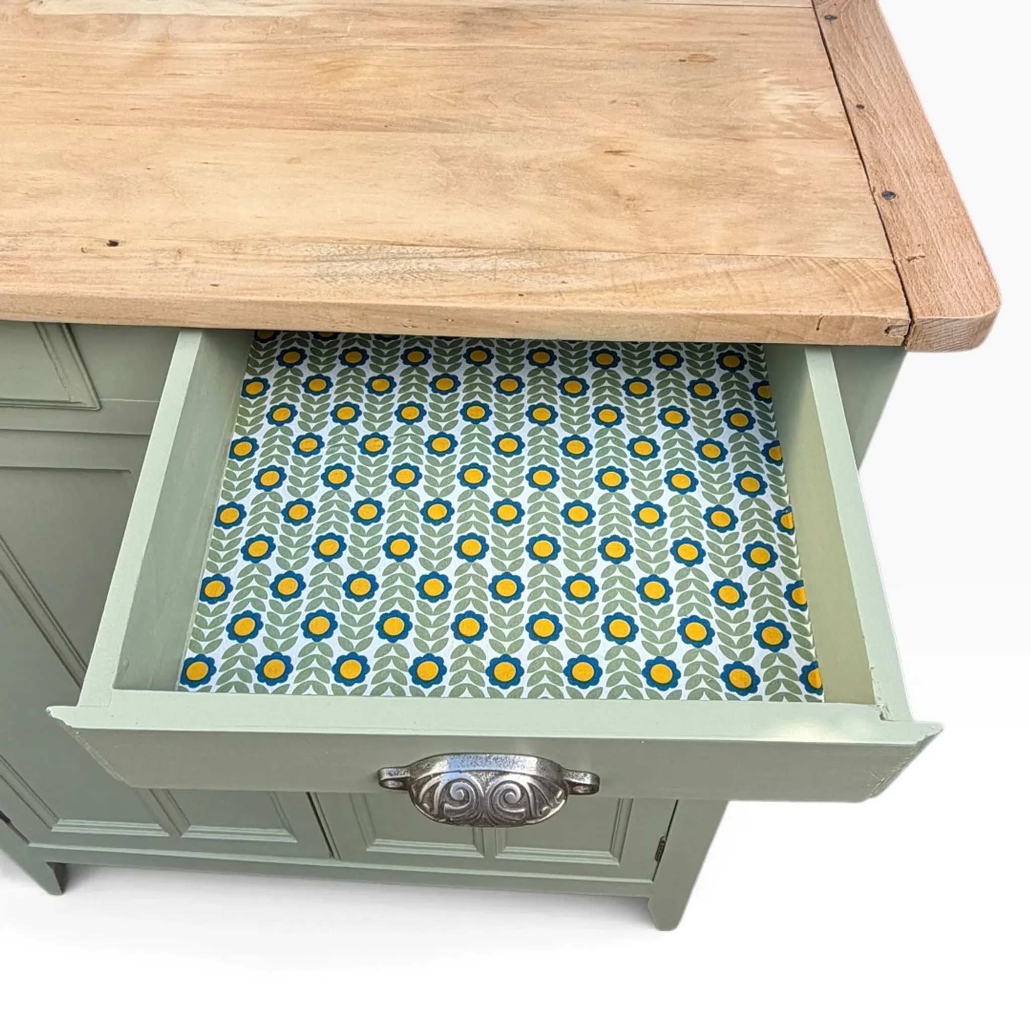 Renovated khaki Art Deco Parisian buffet in beech.