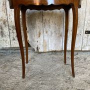 Antique Oval Cocktail Table Guéridon LOUIS XV Wooden Curved Legs Vintage