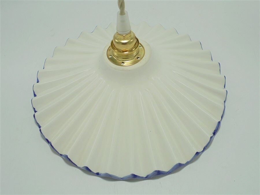 Ceramic pendant lamp