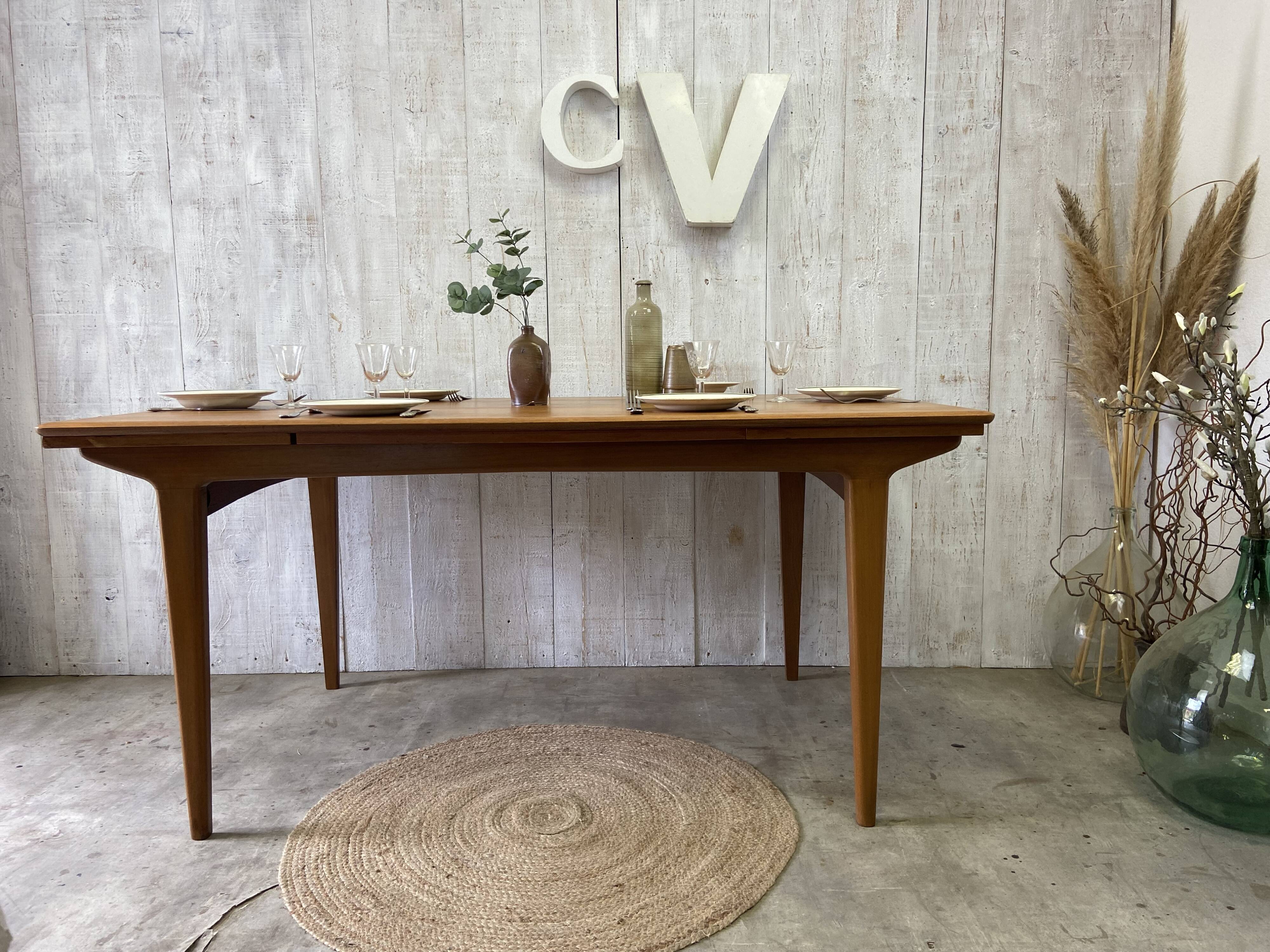 Scandinavian table