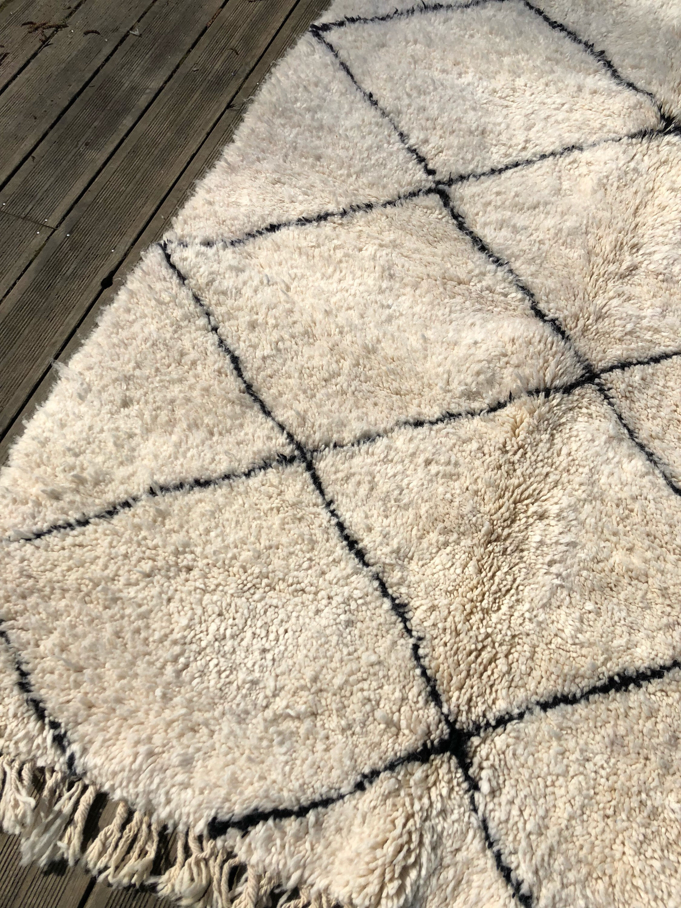 Beni Ouarain 210x160cm carpet