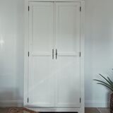 Armoire parisienne ancienne
