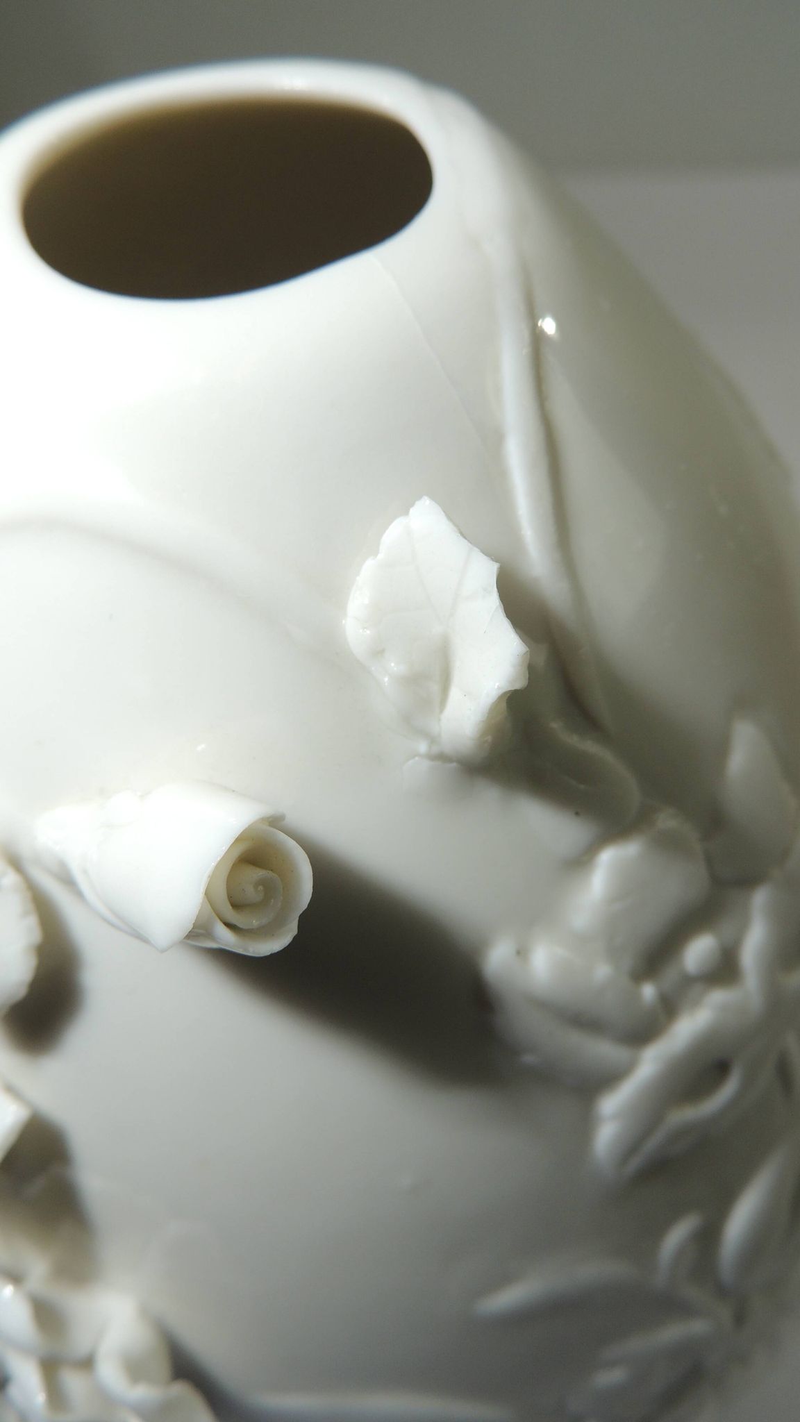 Vase porcelaine barbotine /vintage