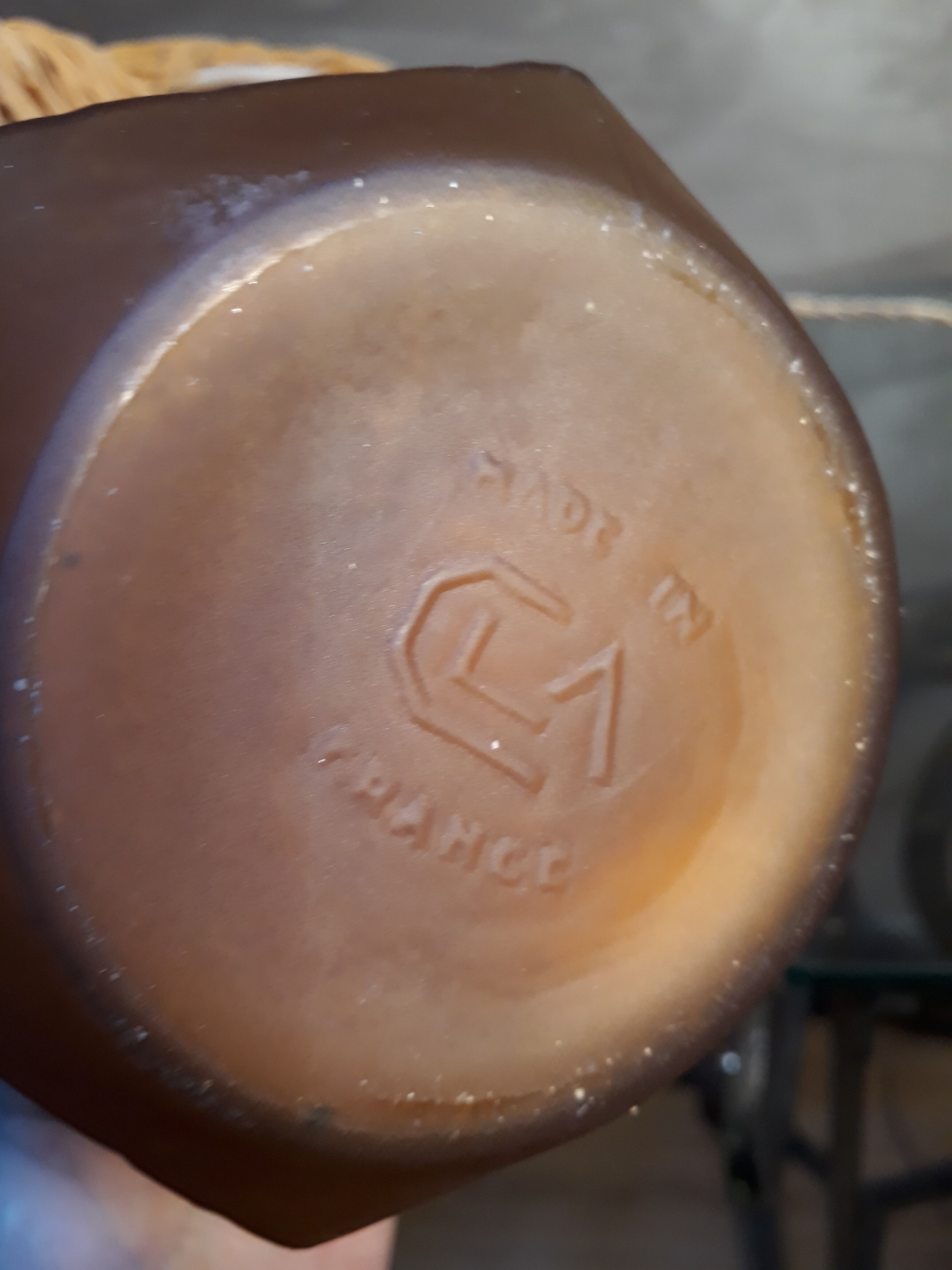 C.L.A art deco art in moulded opaque glass 1930 35x20cm