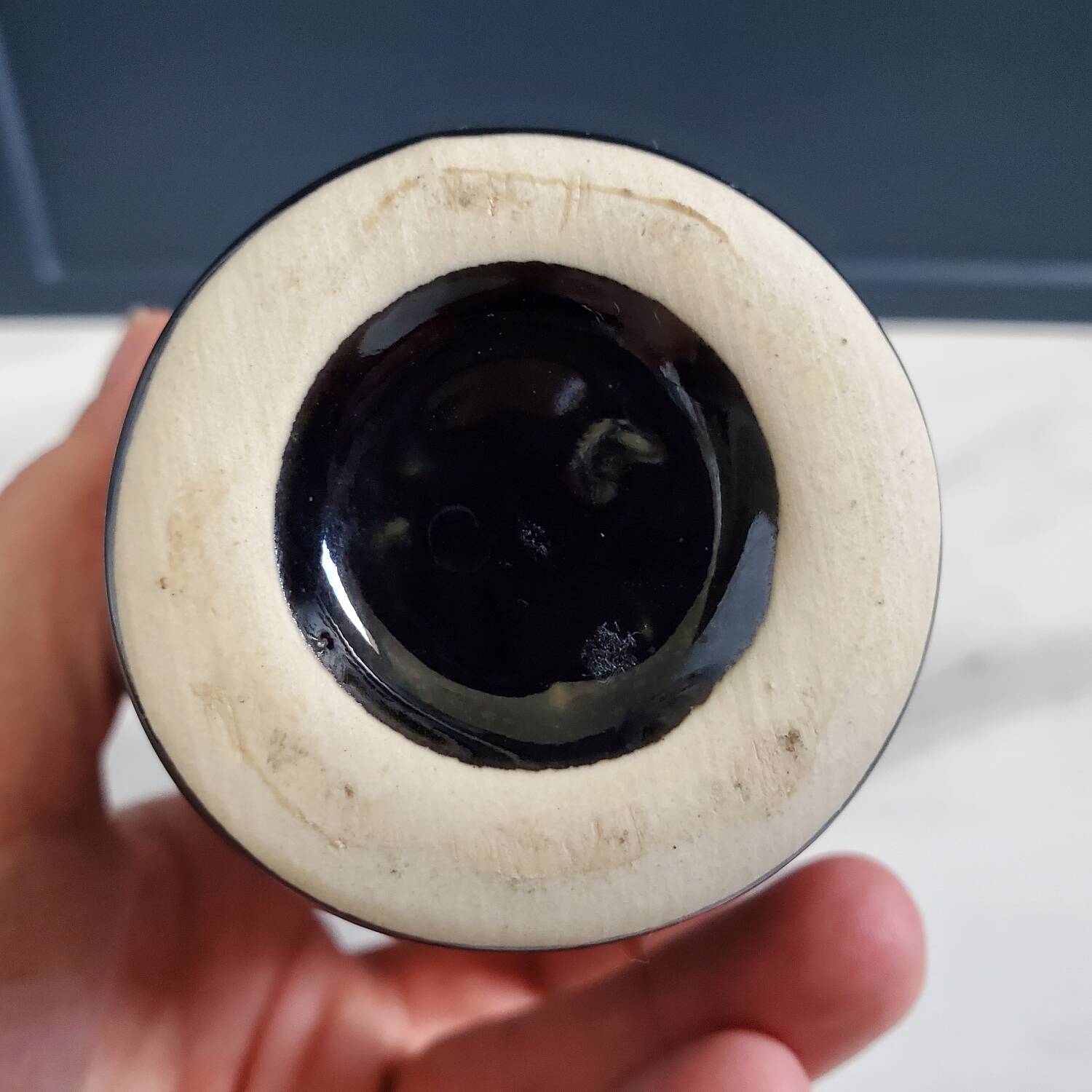 Ceramic vase called Fat Lava