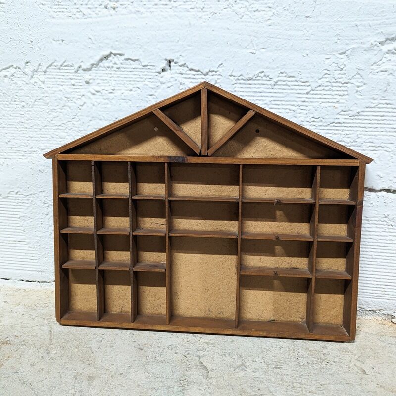 Vintage wall house