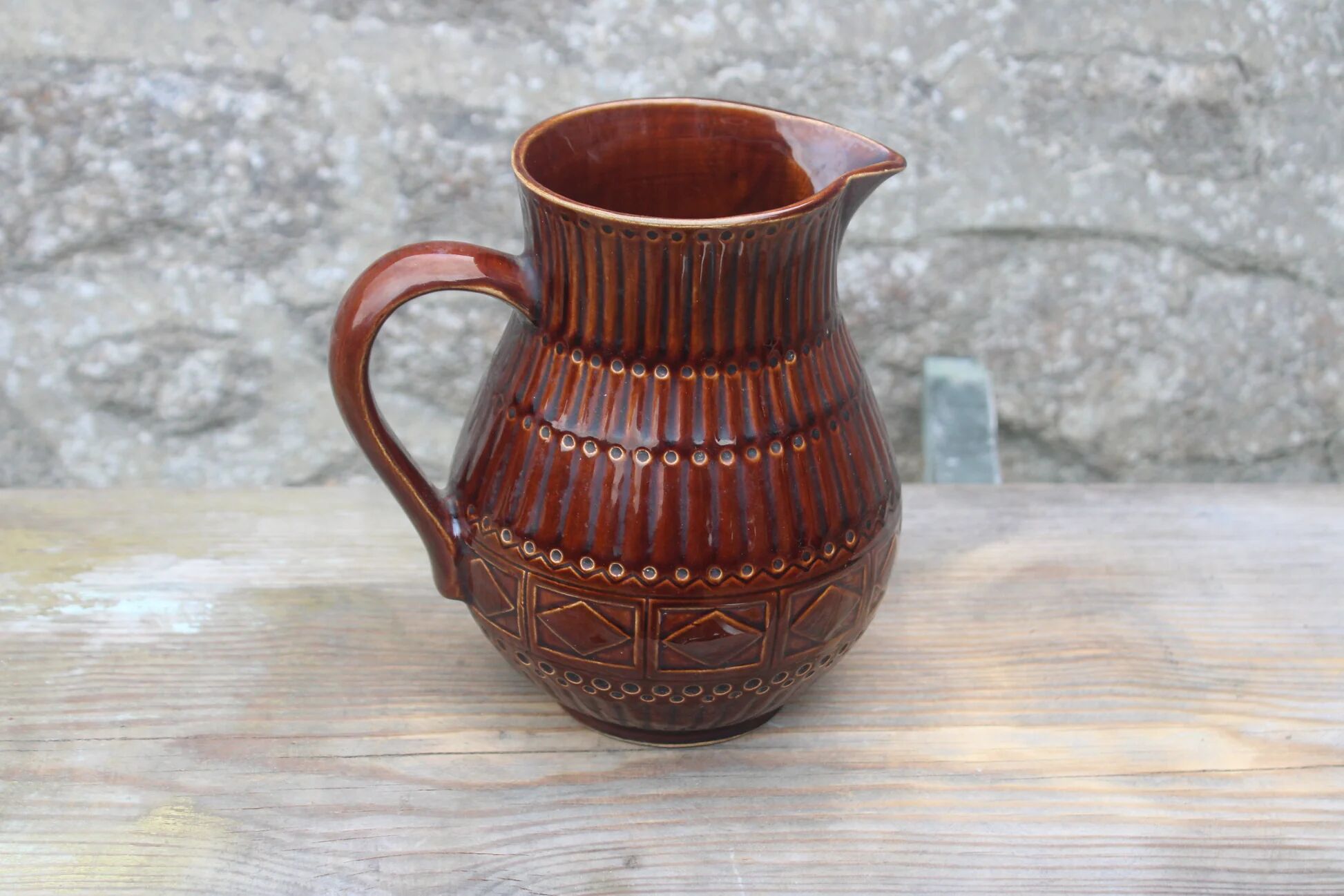Superb vintage Digoin Sarreguemines jug in brown glazed ceramic.