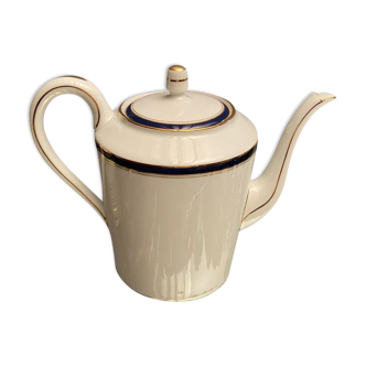 Teapot with blue and gold nets in Limoges porcelain signed Haviland
