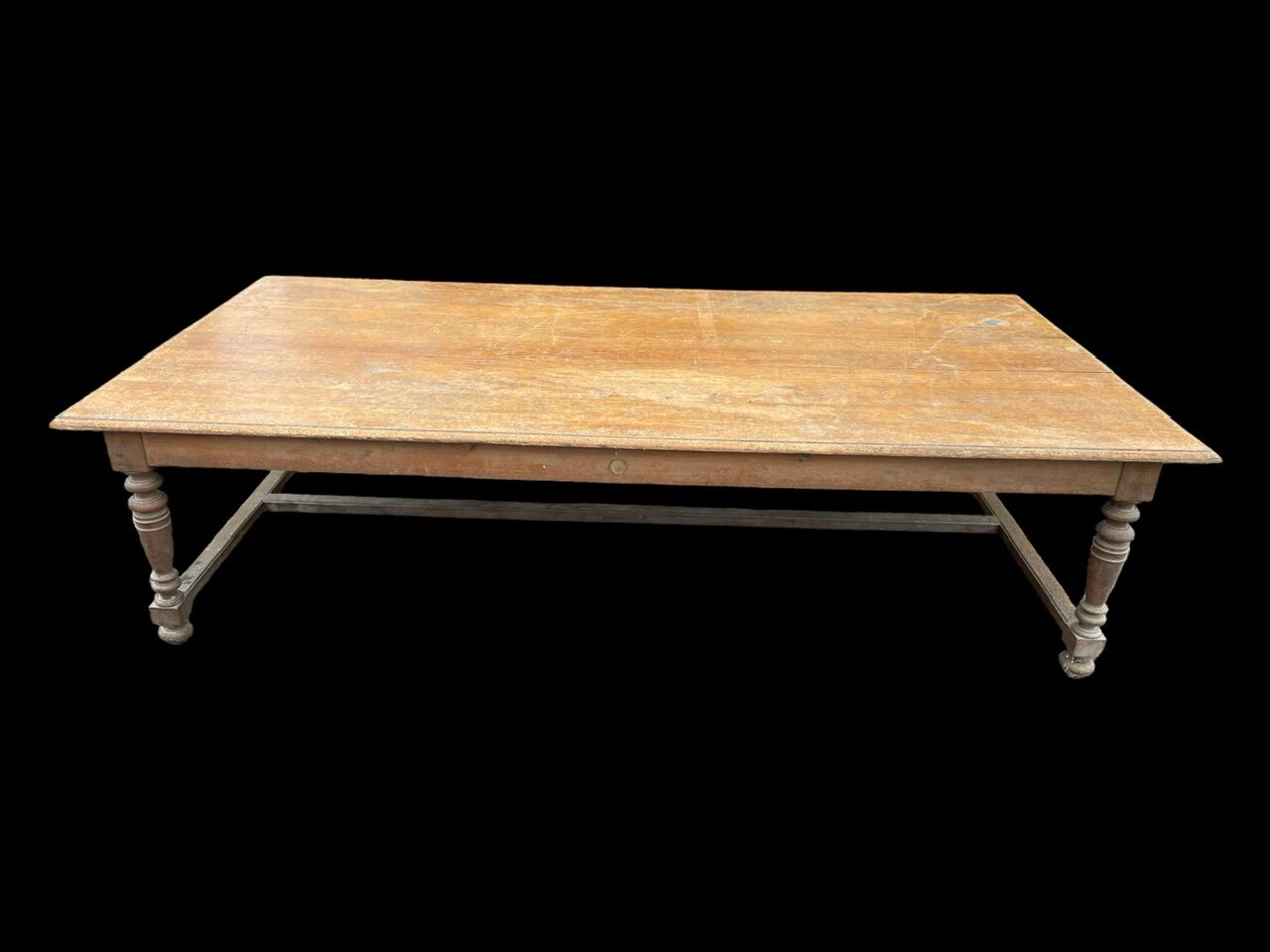 Oak table of a 19's provencal castle