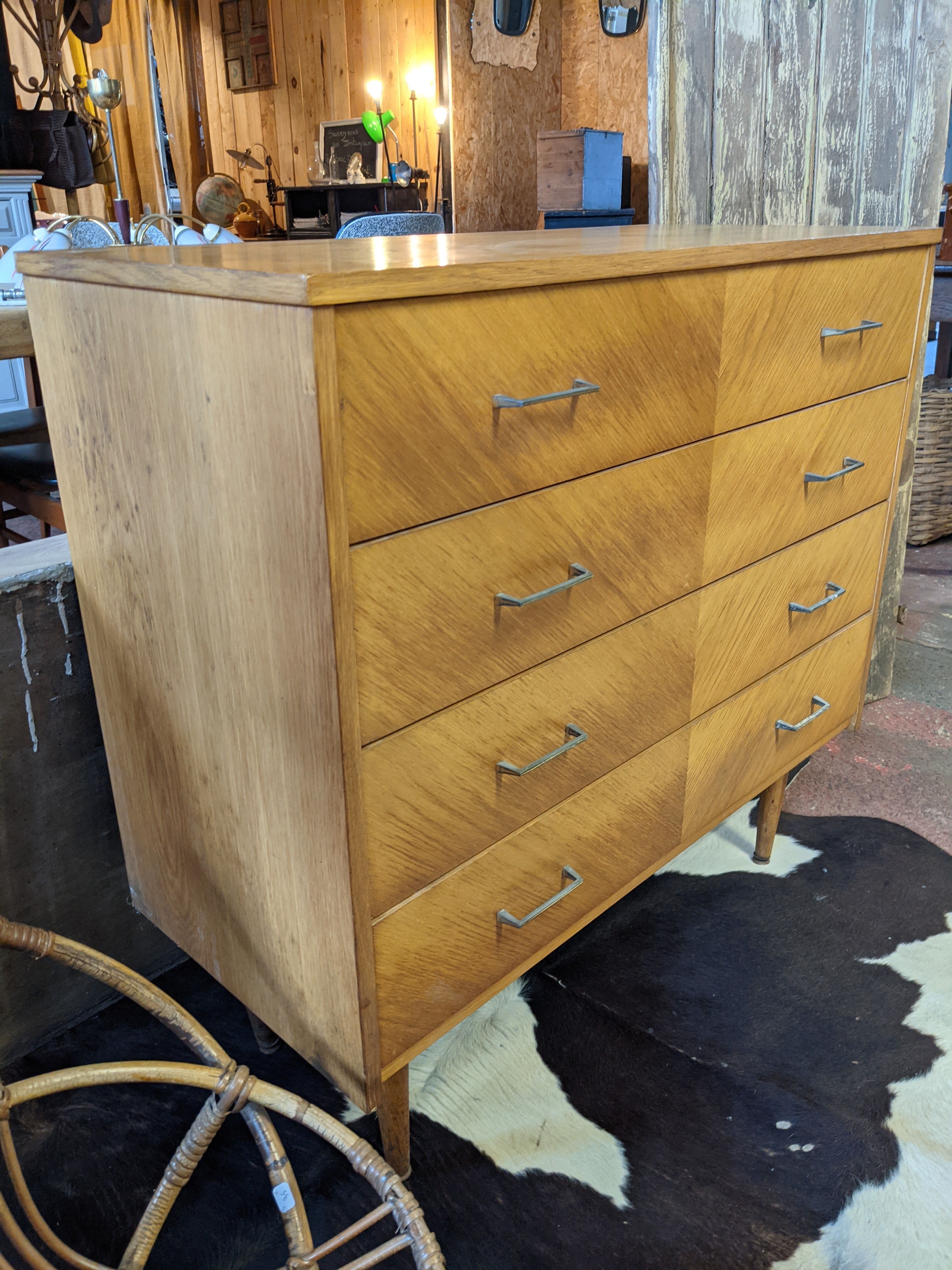 Vintage chest of drawers