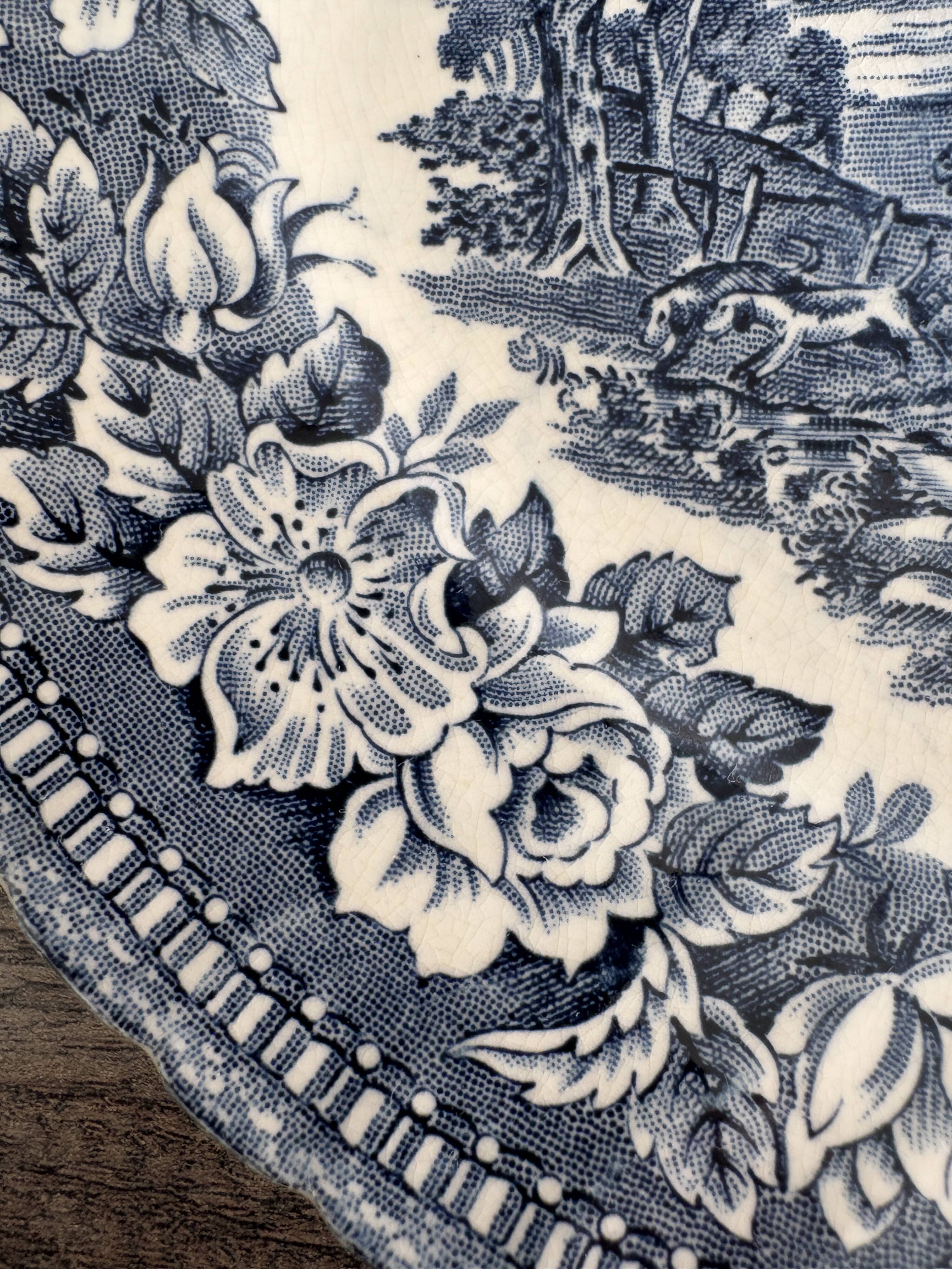 Set of 2 England's Heritage porcelain plates