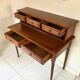 Petit bureau à gradin en merisier 1970