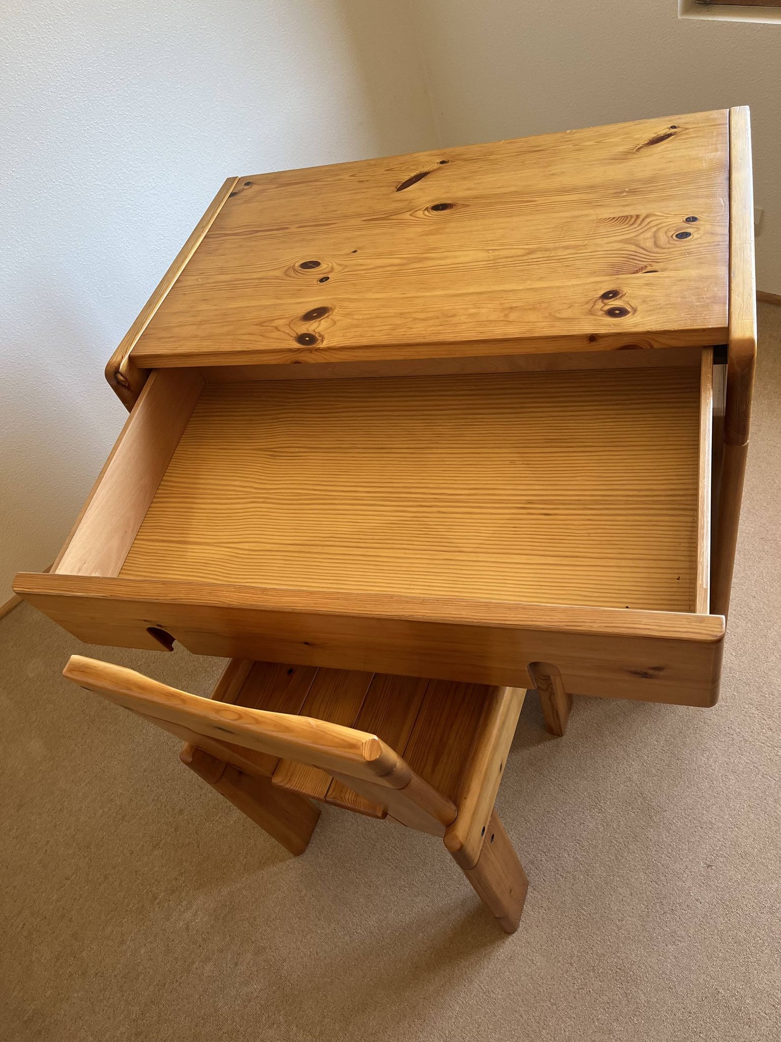 Massive pine teenage desk Roche and Bobois 1980s