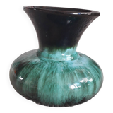 Vintage vase signed bmp canada