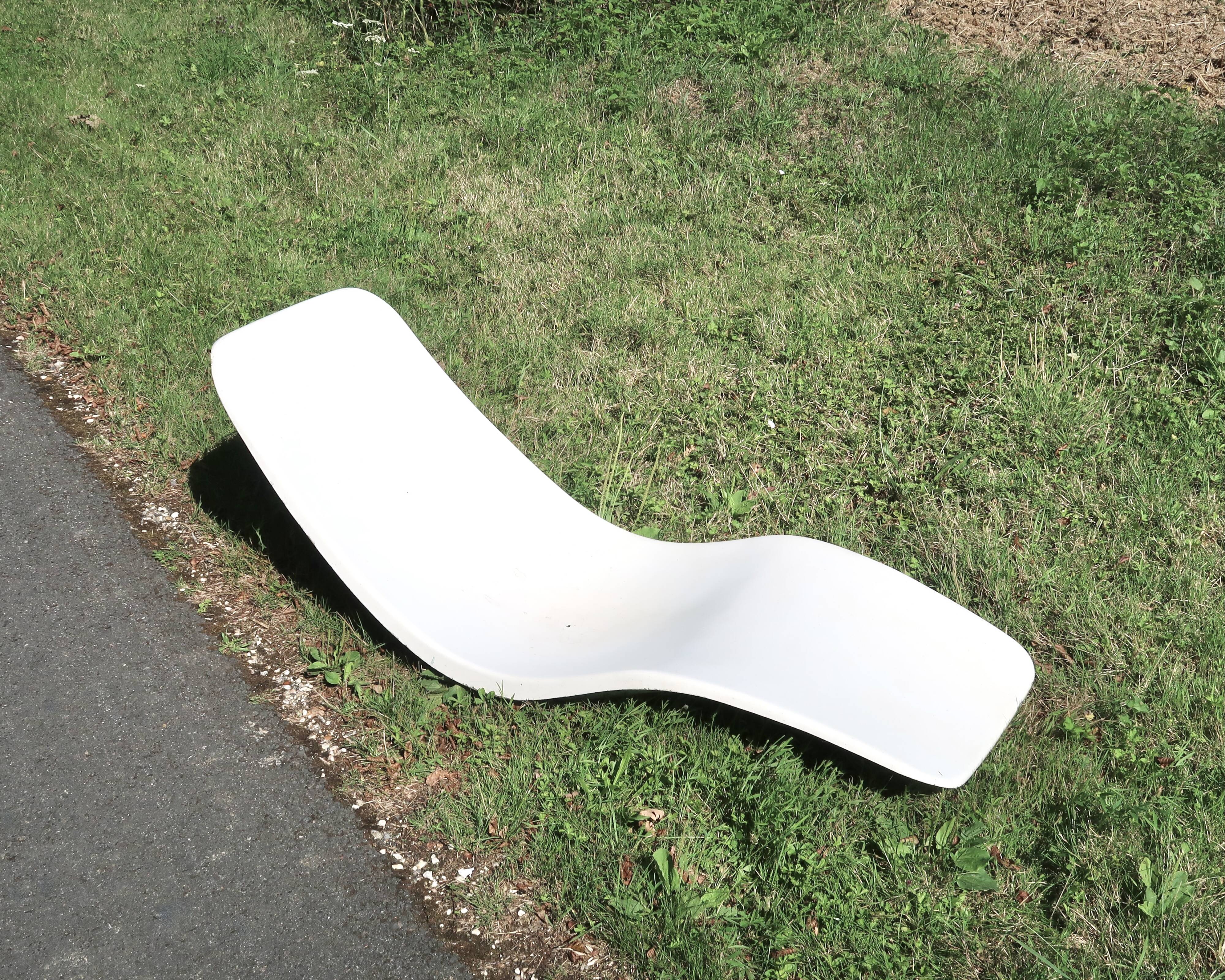 Pair of Charles Zublena fiberglass deck chairs, 1960s