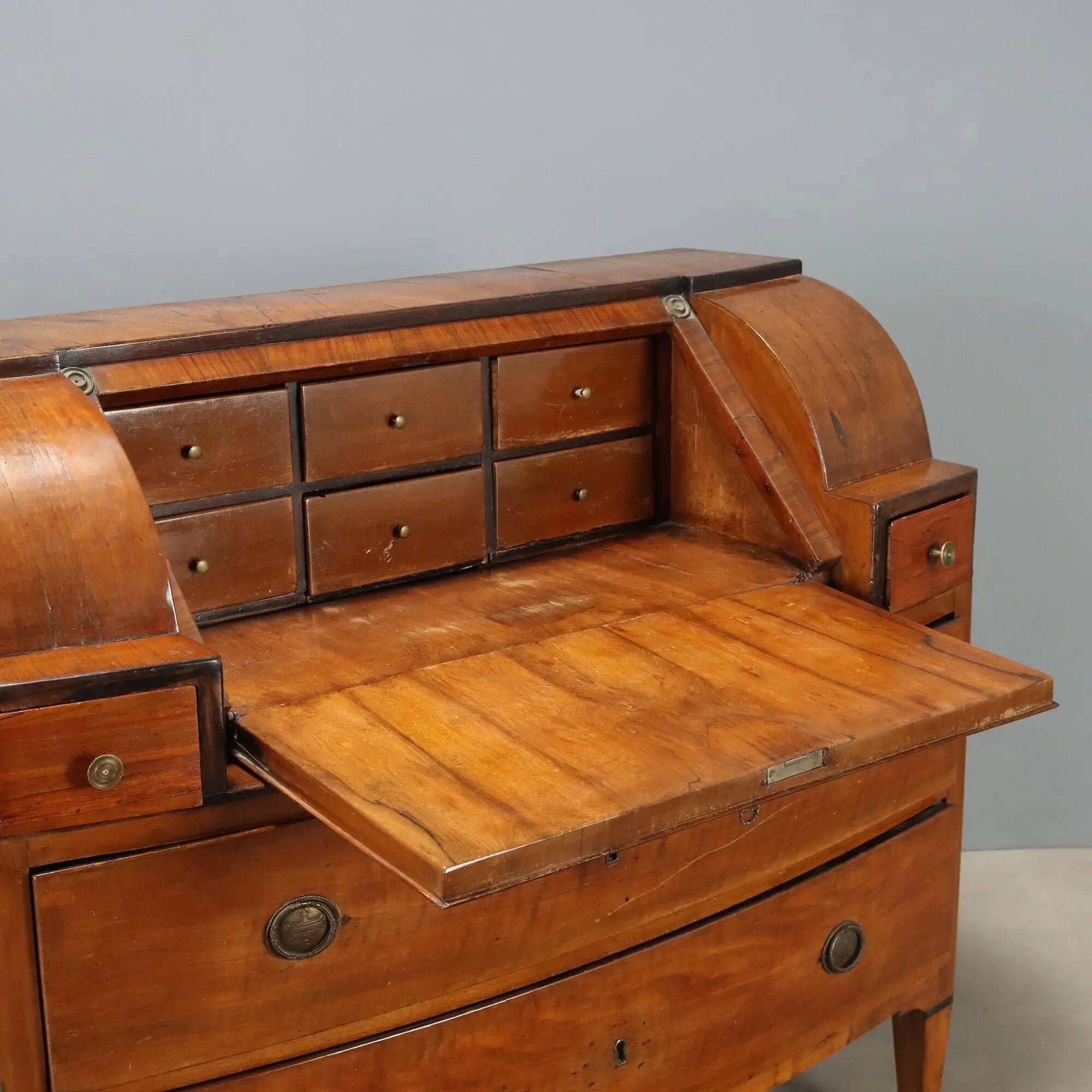 Antique drop-leaf cabinet in walnut, painted ebony wood, 19th century.