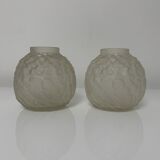 Pair of art deco balls with floral decoration of thoughts