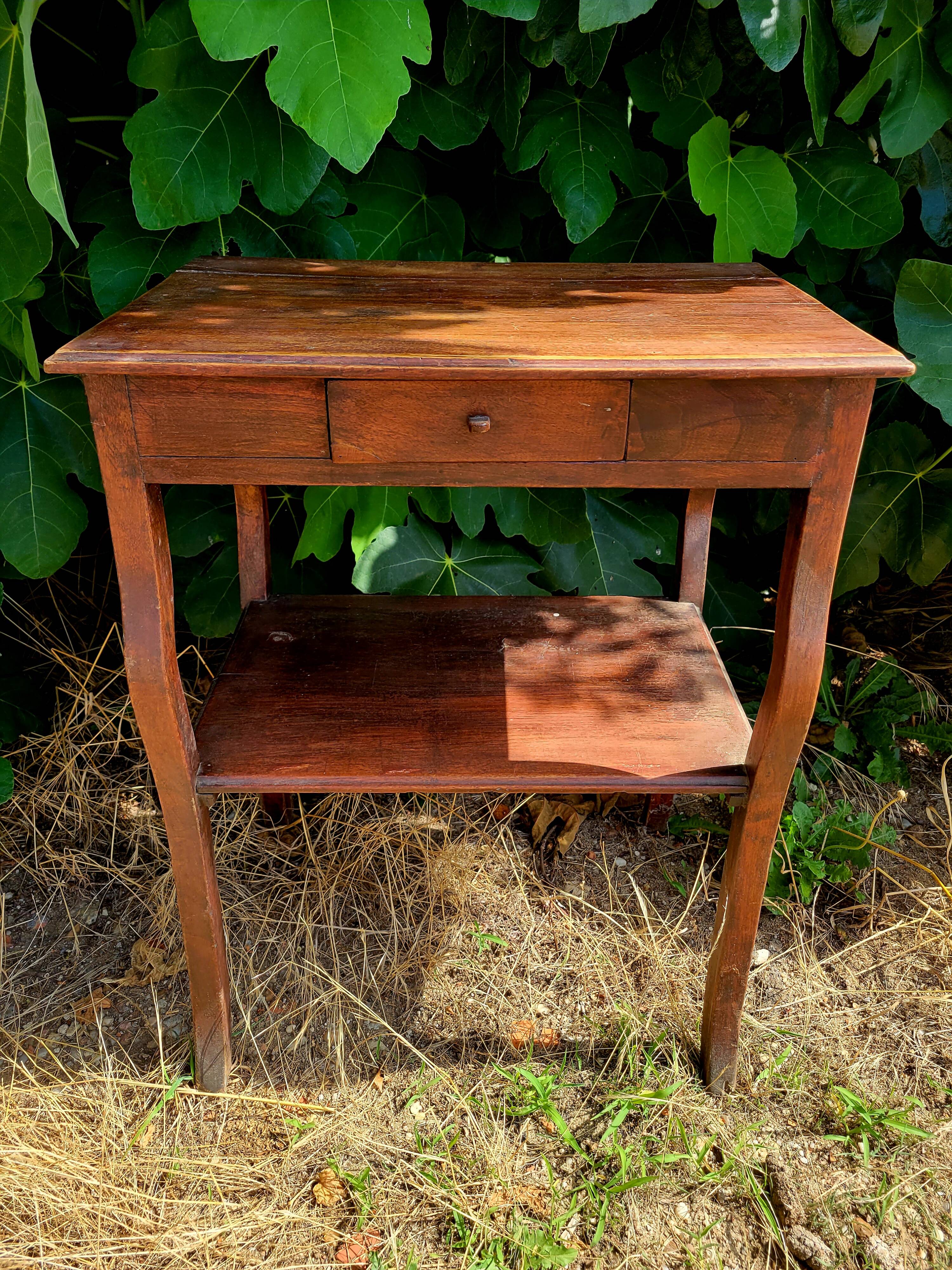 Small wooden drawer unit