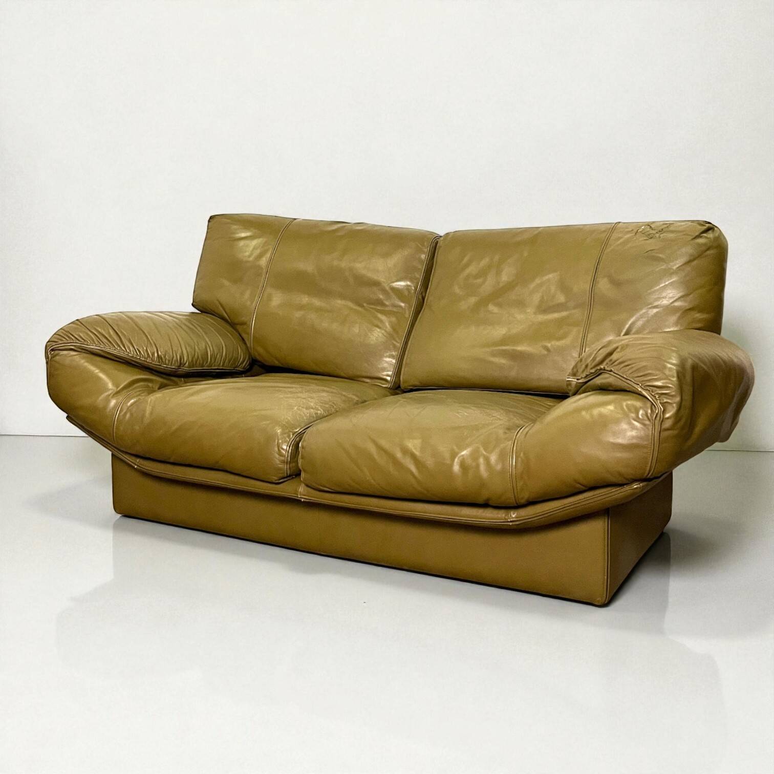 Ensemble vintage canapé + fauteuil cuir Henry Sooner vert olive, 1970-80