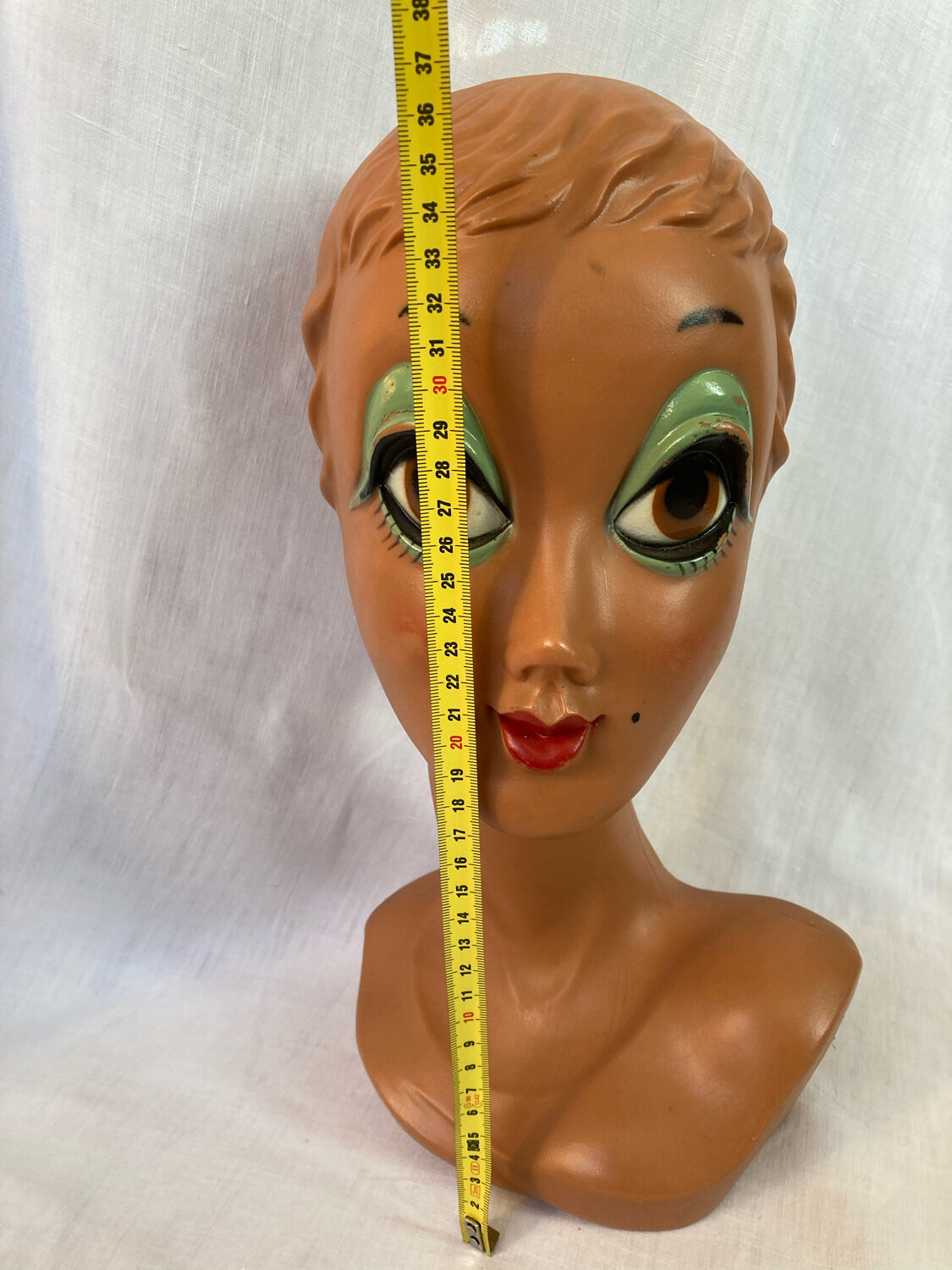 Vintage hat head Huard twiggy