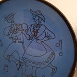 A pair of Thun earthenware plates by Lanz Gwatt.