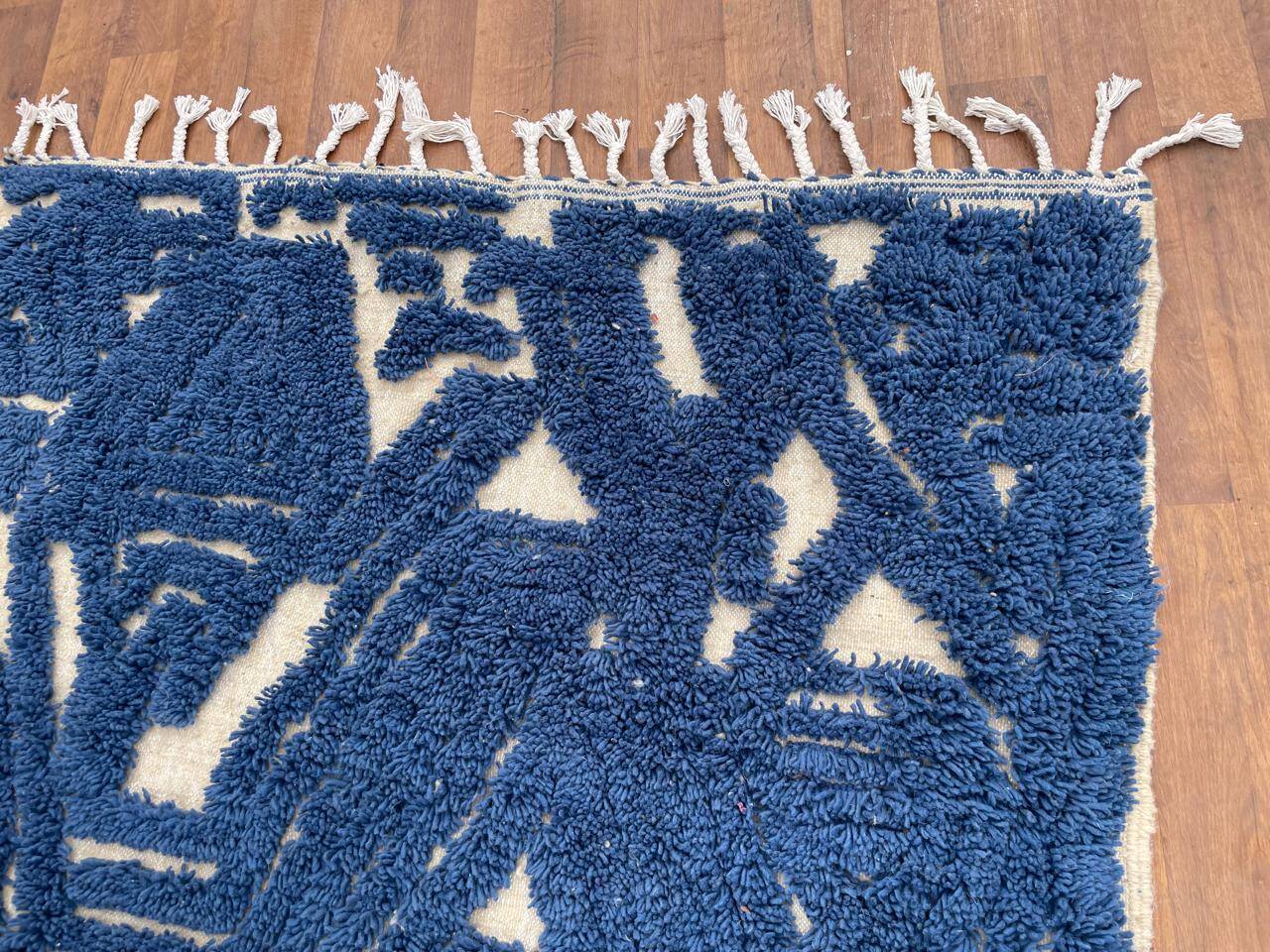 Handmade natural Berber rug 3x2 m