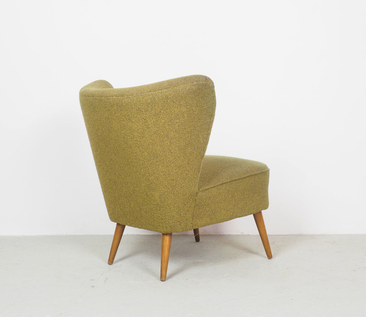 Paire de fauteuils cocktail verts des années 1950