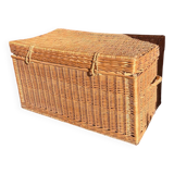 Large vintage wicker trunk 1950