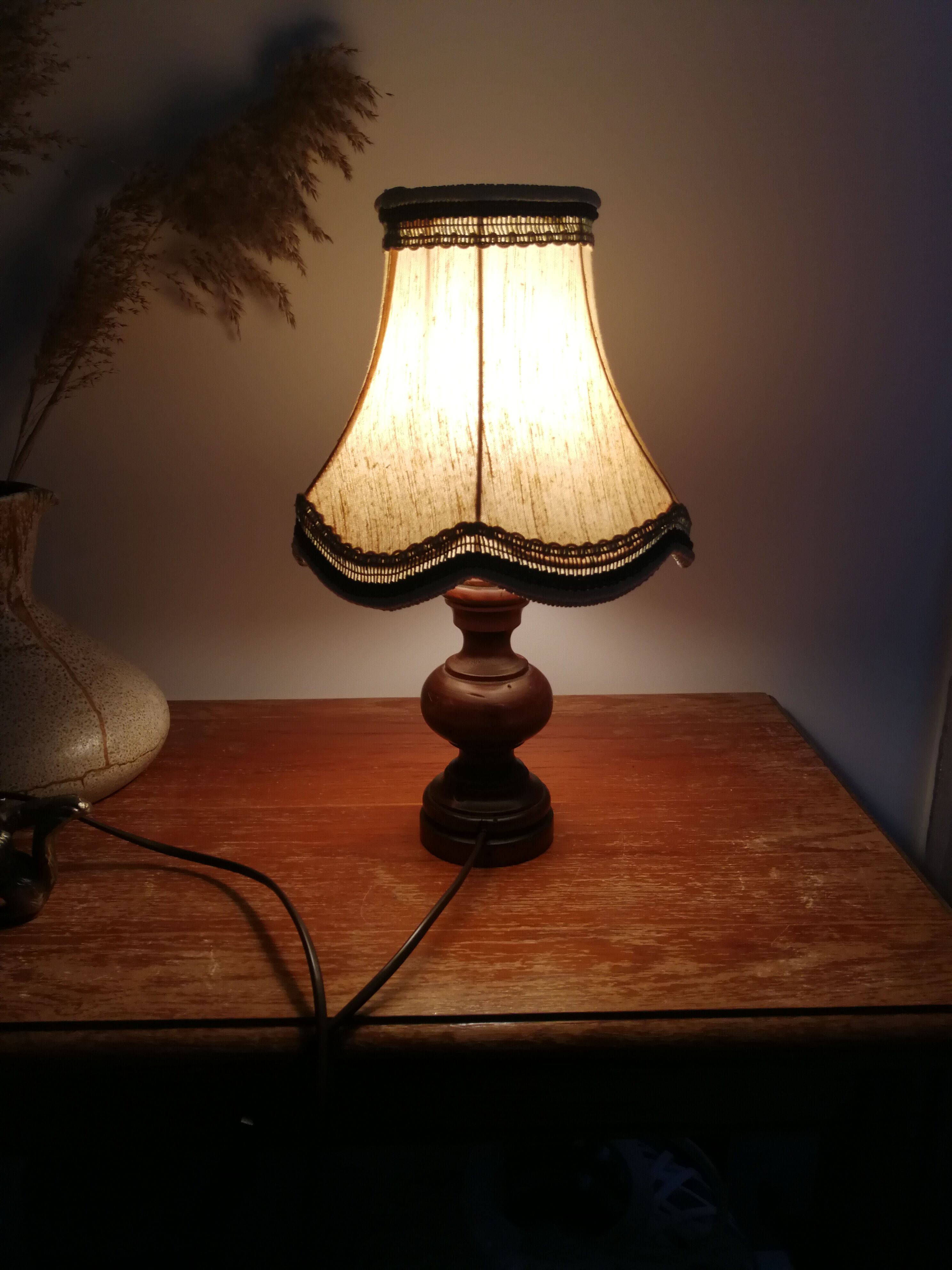 Bedside lamp