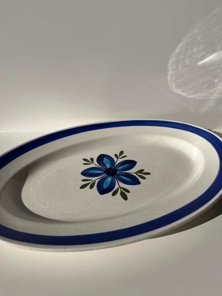 Plat sunny motif floral bleu stylisé Sarreguemines