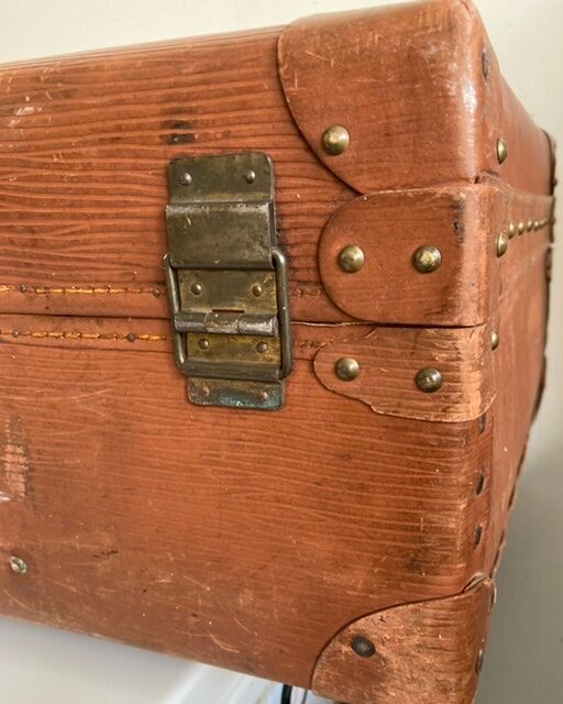 Old brown suitcase