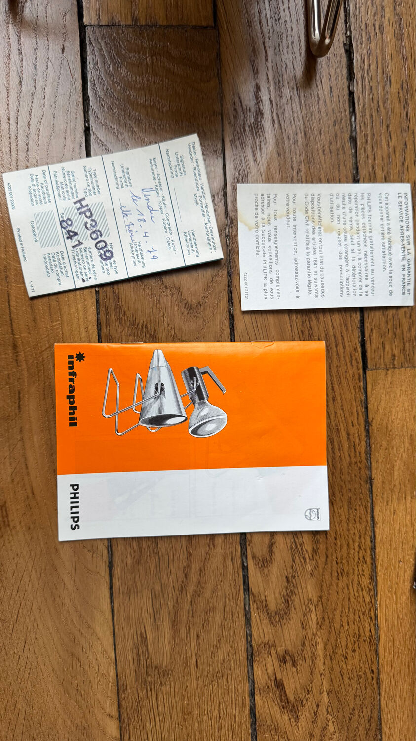 Vintage Philips Infraphil HP 3609 infrared lamp – Excellent condition