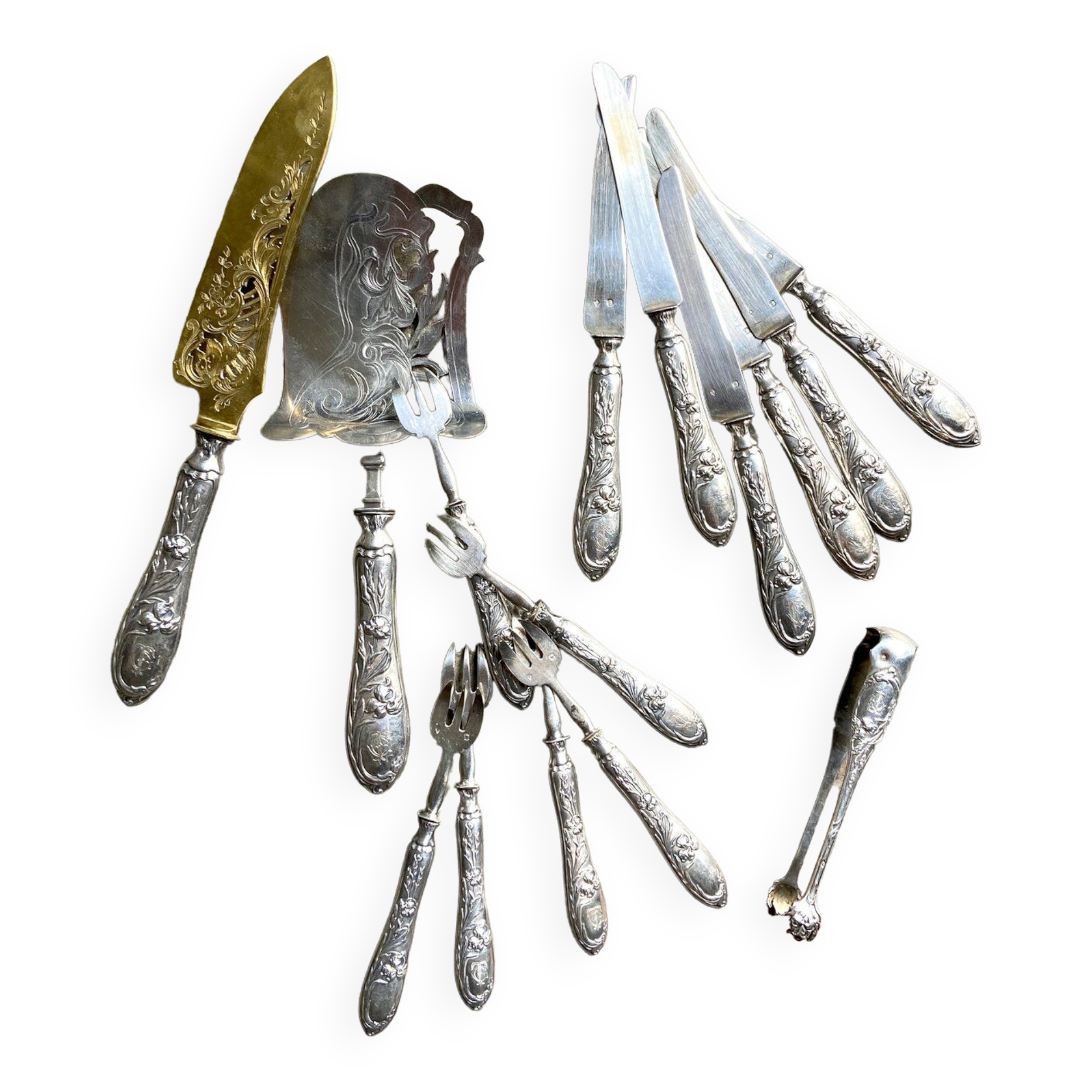 5 TG silver monogrammed dessert knives by Félix Malique, late nineteenth century