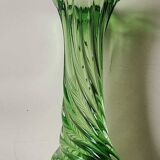 Murano style vase, in art glass. With twisted design/scalloped neck/27 cm