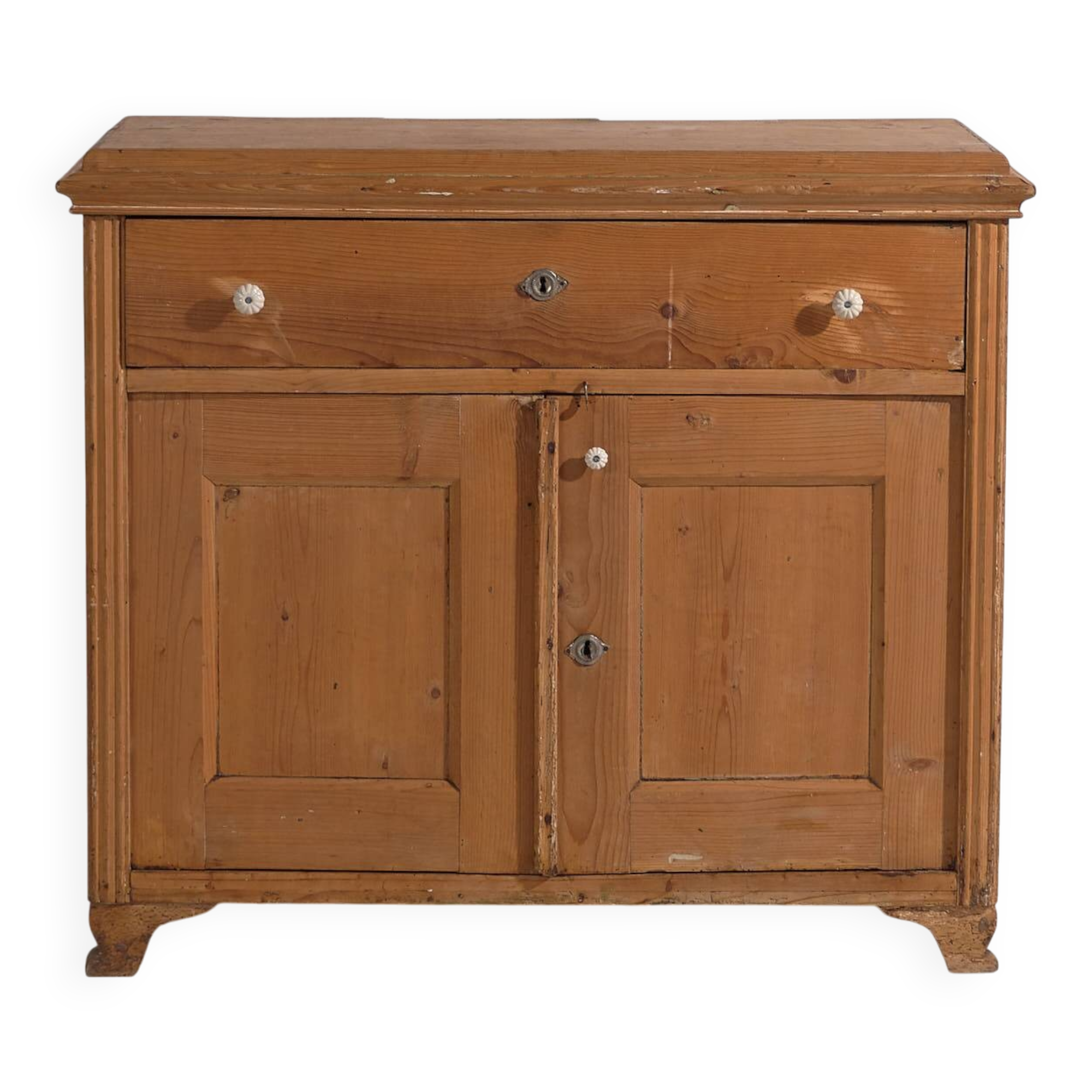Antique kitchen cabinet (c.1920)