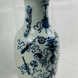 Pair of Chinese porcelain baluster vases, Qing Dynasty