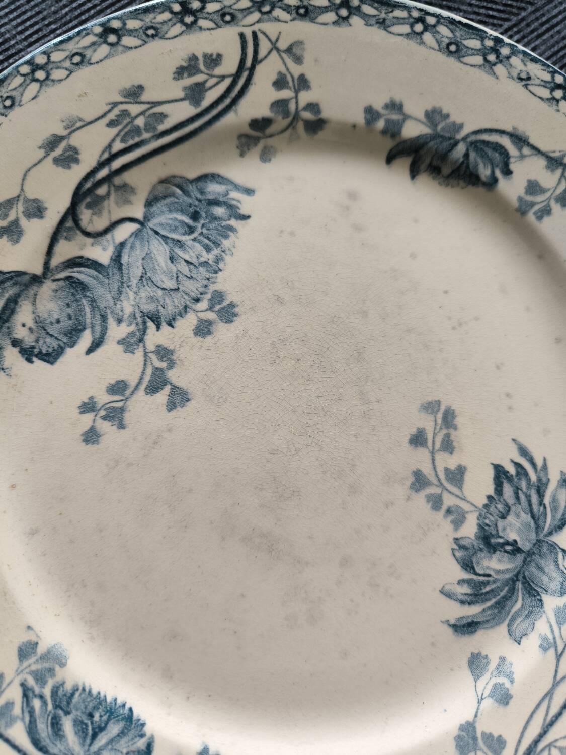 Royat dessert plates Sarreguemines