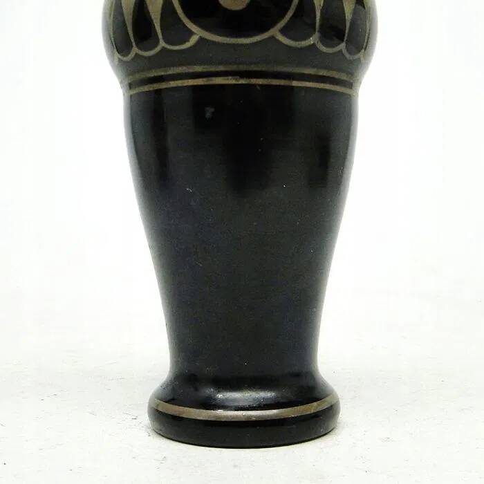 A5Z mini vase in the Art Nouveau style