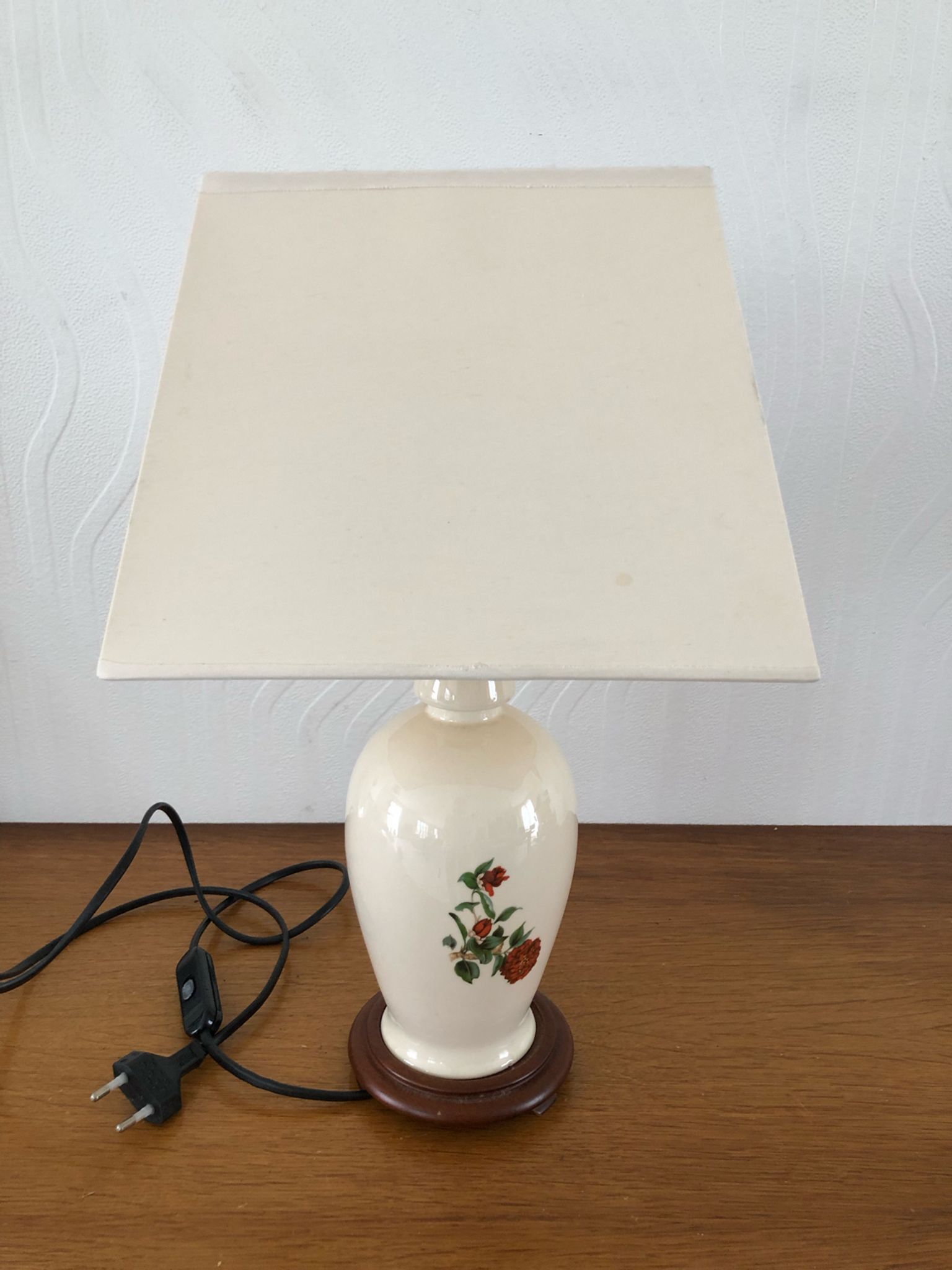 Bedside lamp vintage ceramic foot floral decoration