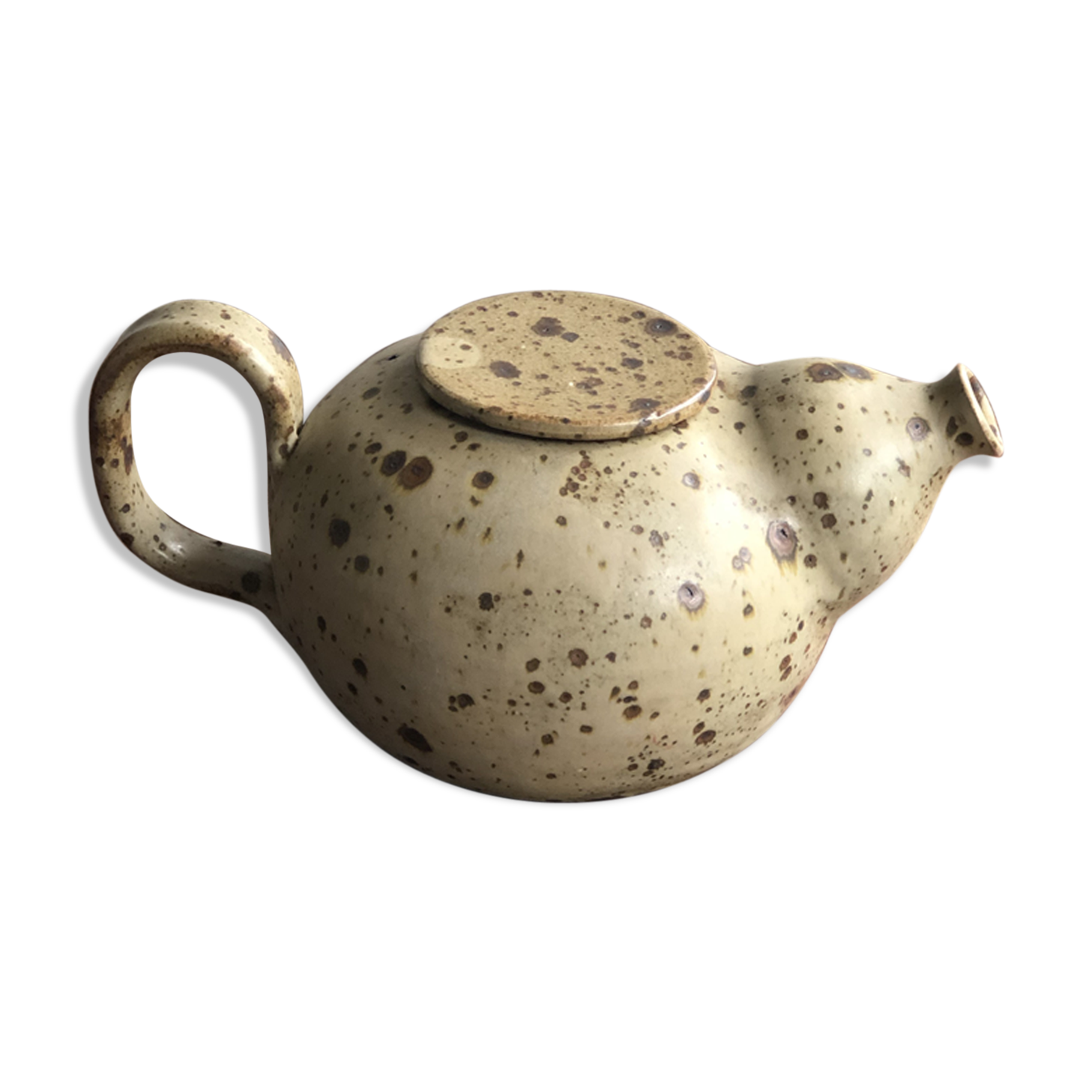 Sandstone teapot